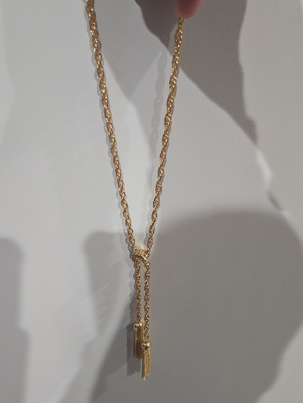 Elegant Gold Rope-Lariat Necklace with Tassel Drops